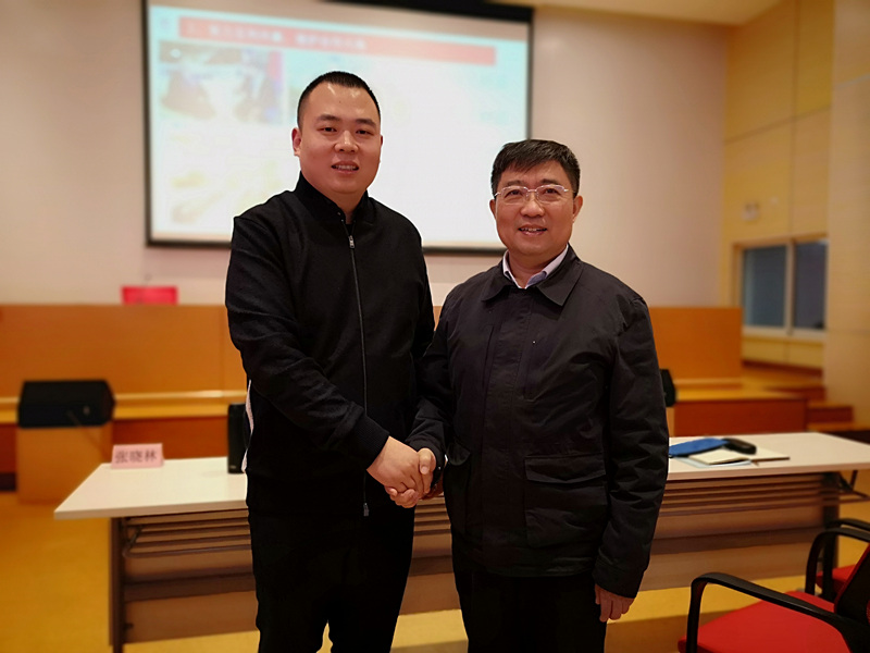 豫商赴滬，共研發(fā)展│許明月董事長參加民建河南省企業(yè)家會員班培訓(xùn)